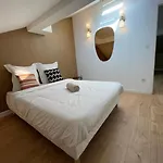 Le Nerolii *